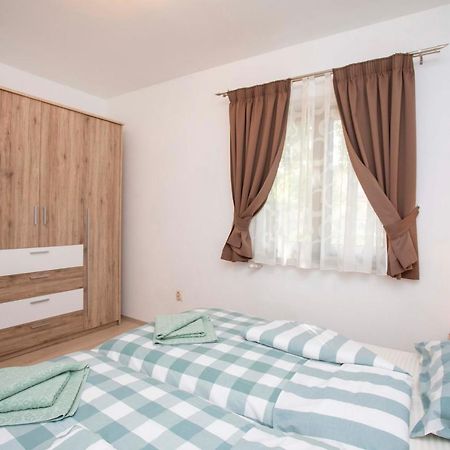 Apartmani Marica Plomin Bagian luar foto