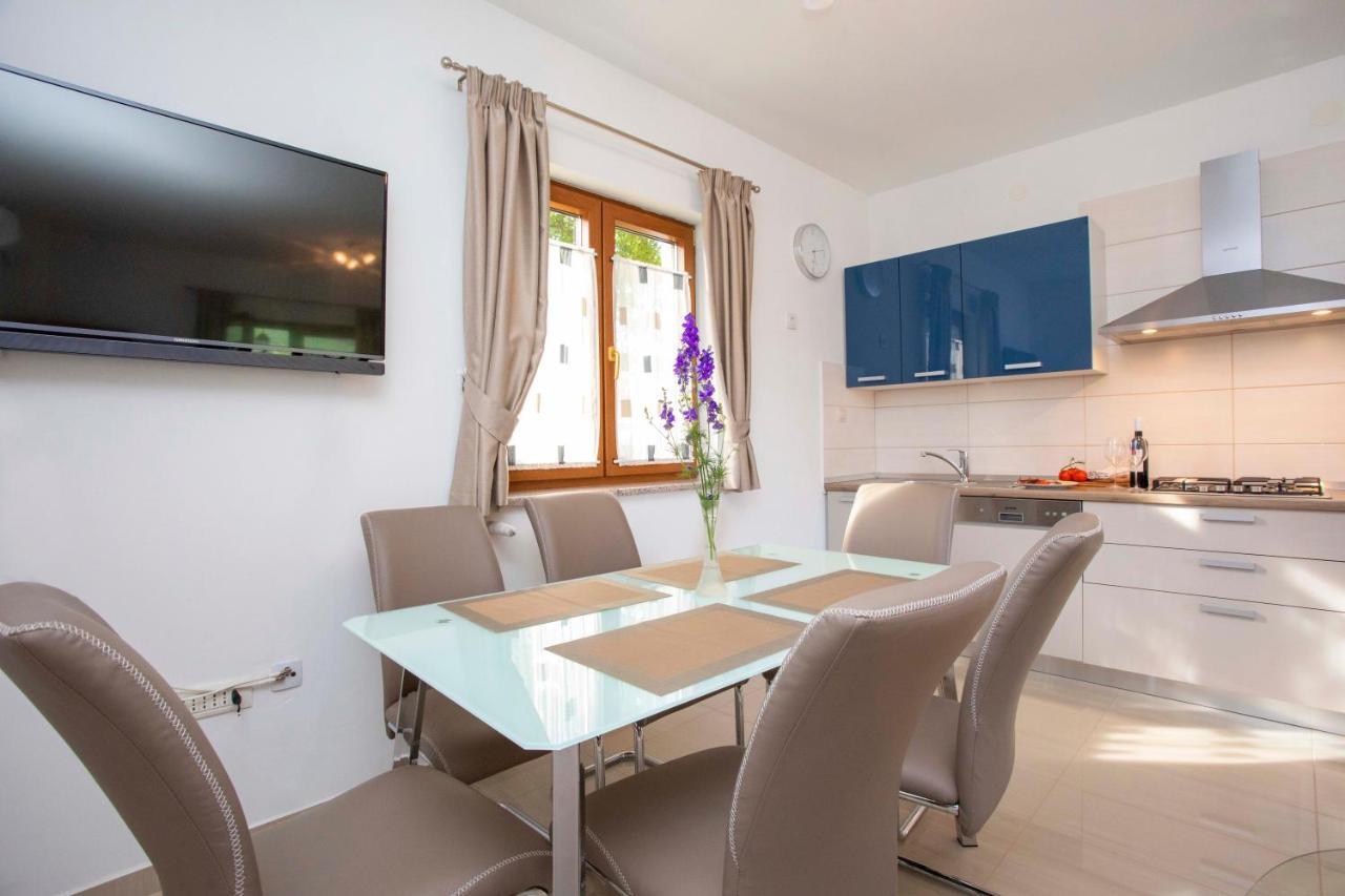 Apartmani Marica Plomin Bagian luar foto