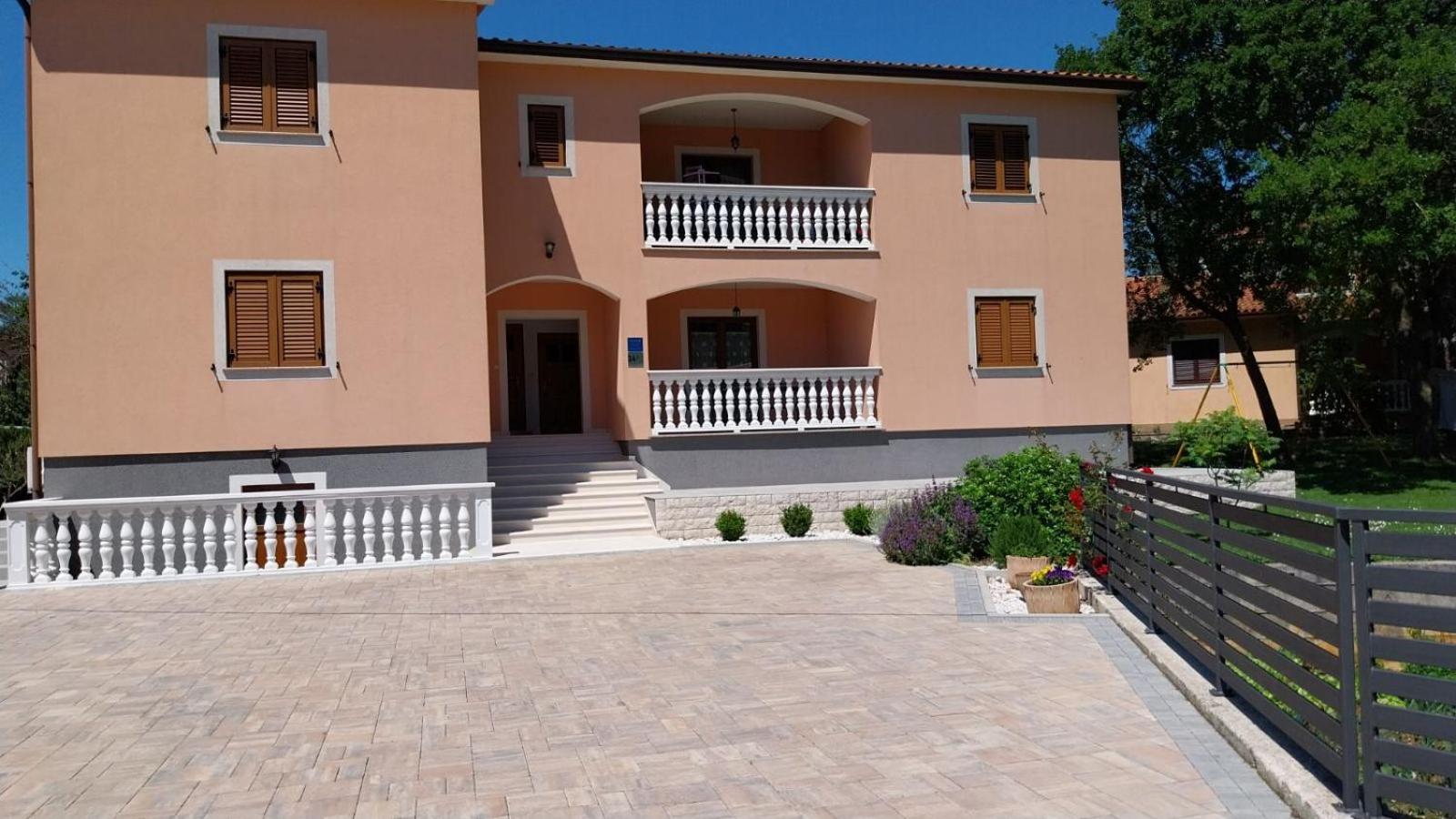 Apartmani Marica Plomin Bagian luar foto